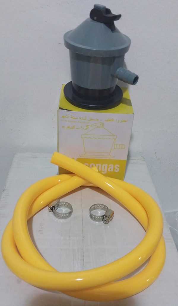 KIT REGULADOR DE VALVULA DE GAS  CON MANGUERA Y ABRAZADERA