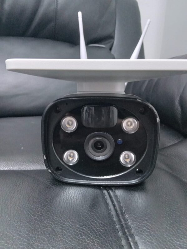 CAMARA DE SEGURIDA CON PANEL SOLAR LOW POWER - Imagen 2