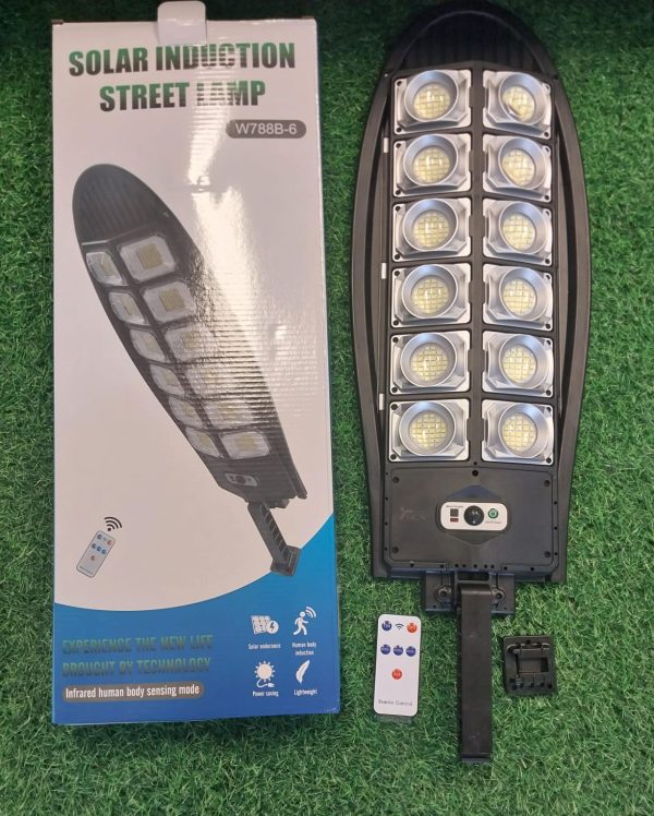 FOCO SOLAR OVALADO 200W