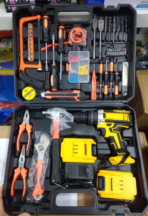 TALADRO CON ACCESORIOS