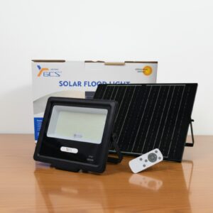 FOCO SOLAR CON PANEL APARTE 300W