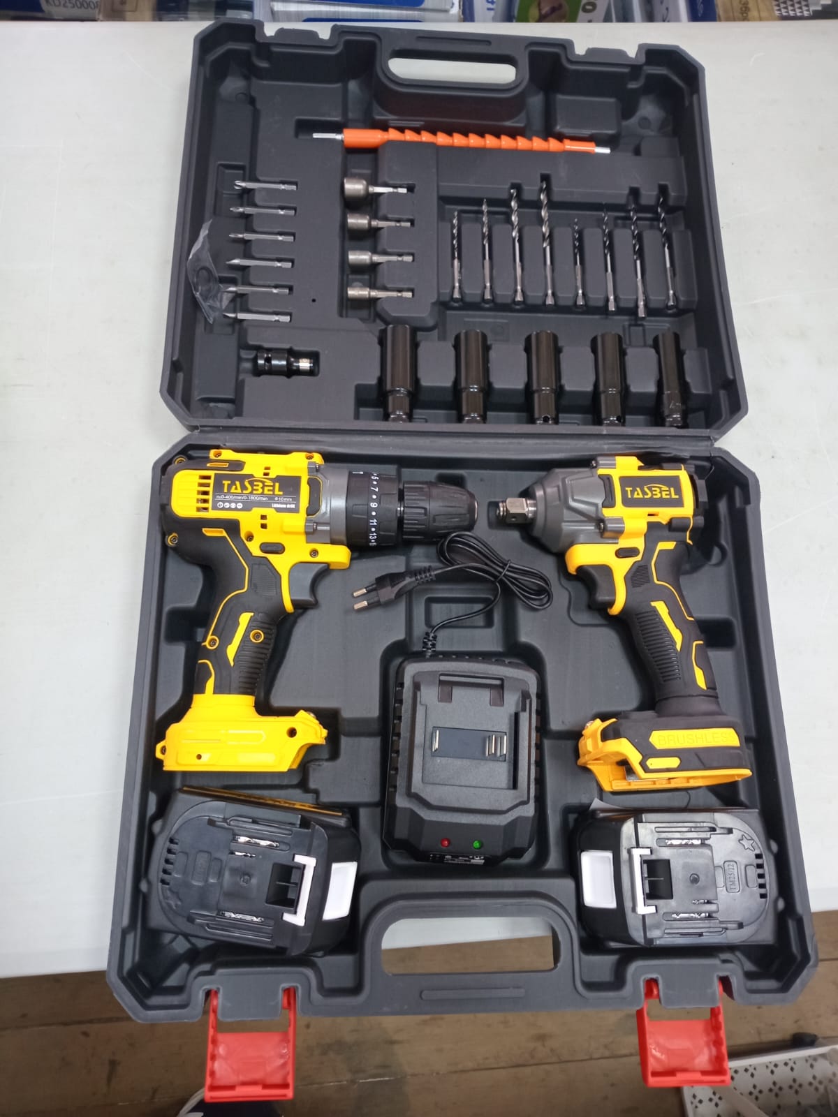 PISTOLA DE IMPACTO MAS TALADRO 2 EN 1 TASBEL